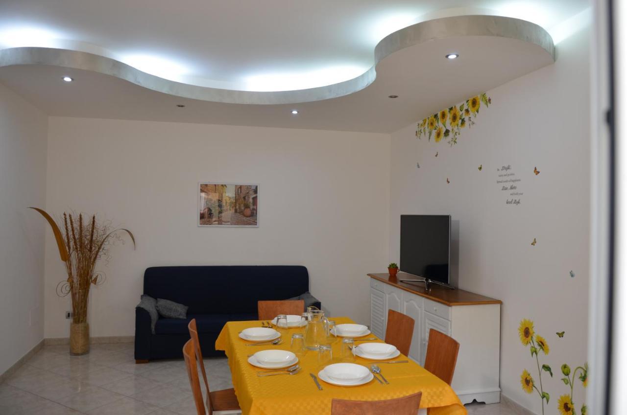 Villa Il Girasole Del Centro Storico Alcamo Exterior foto